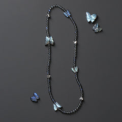 soft blue flashes necklace