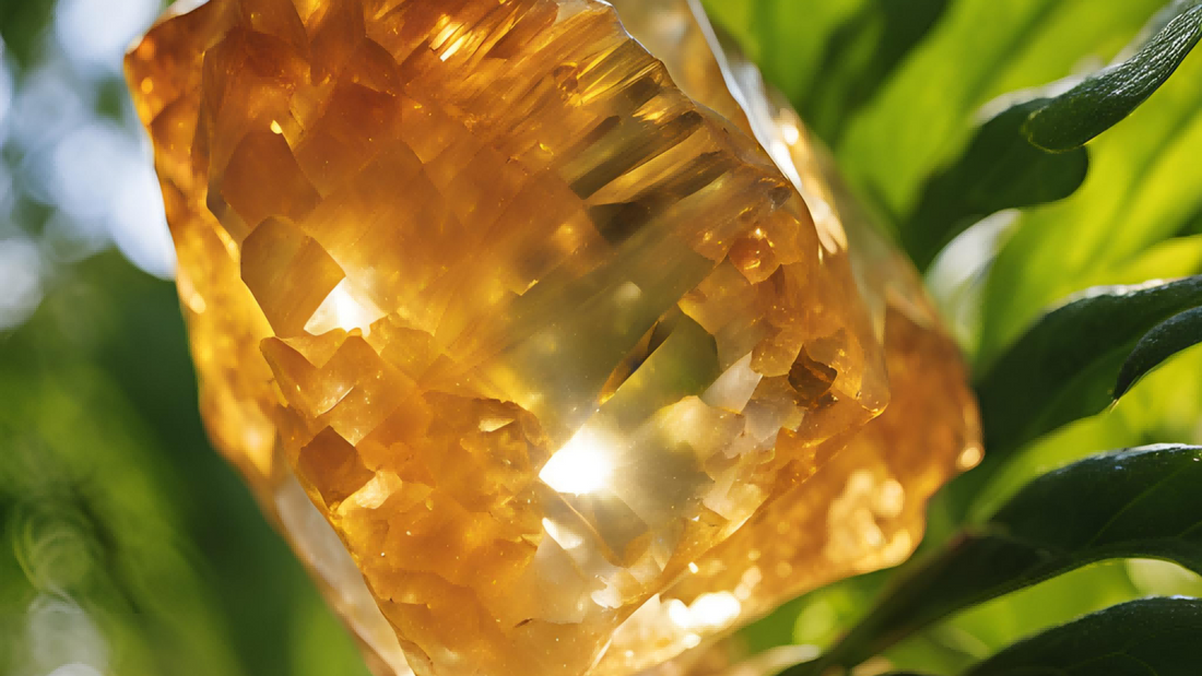 Exploring the Birthstones of November Crystal: The Mysterious Charm of Topaz and Citrine